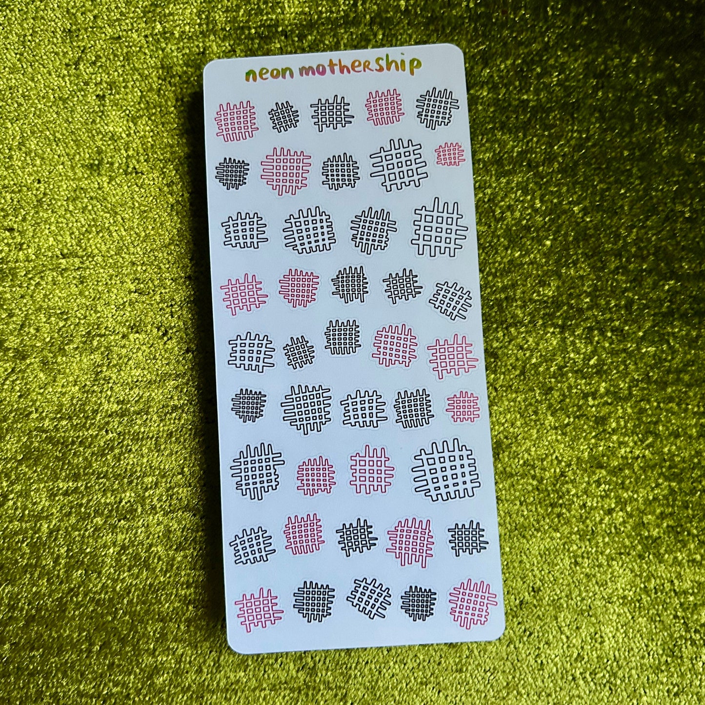 Mini Space Waffles Deco - Black + Pink Outlines