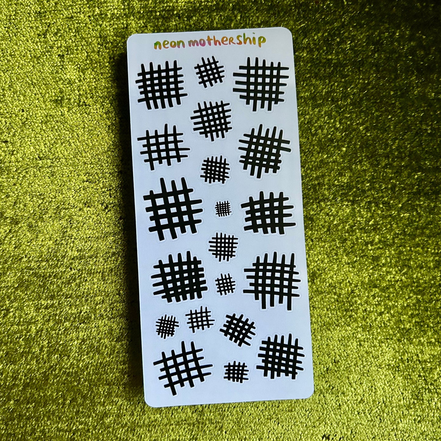 Space Waffles Deco - Black